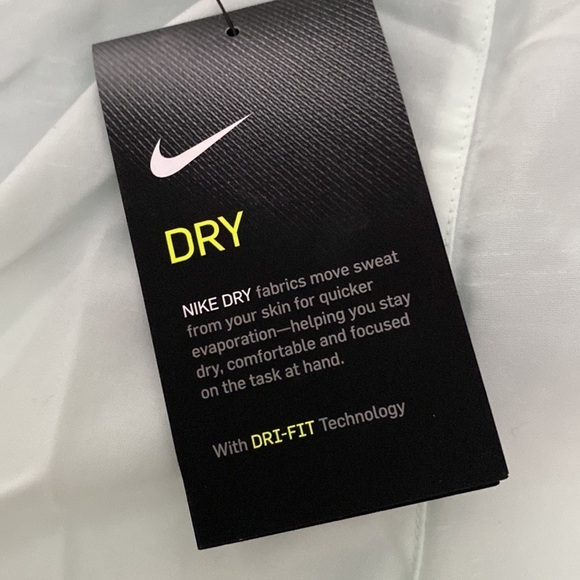 NWOT Nike running shorts - Picture 5 of 6